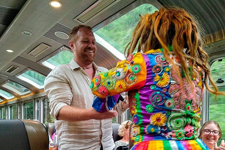 Music and dance on board a train to Machu Picchu